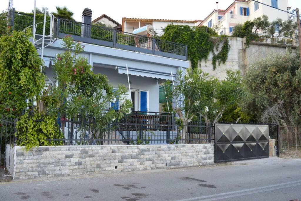 Melenia'S Sea Front House Villa Kalamata Luaran gambar